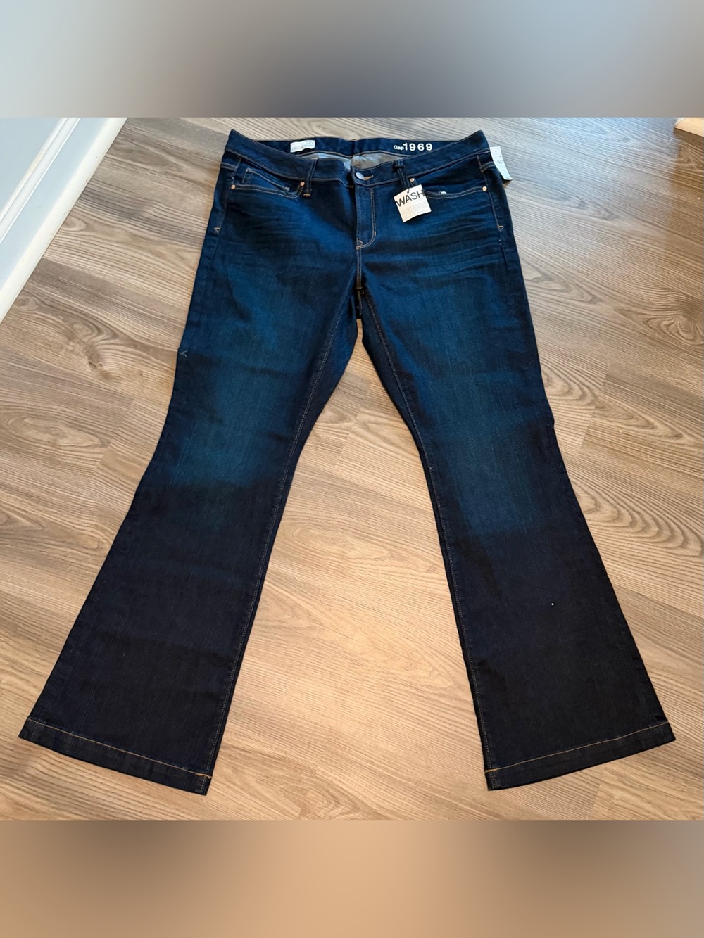 GAP Women’s Dark Wash Boot Cut Jeans